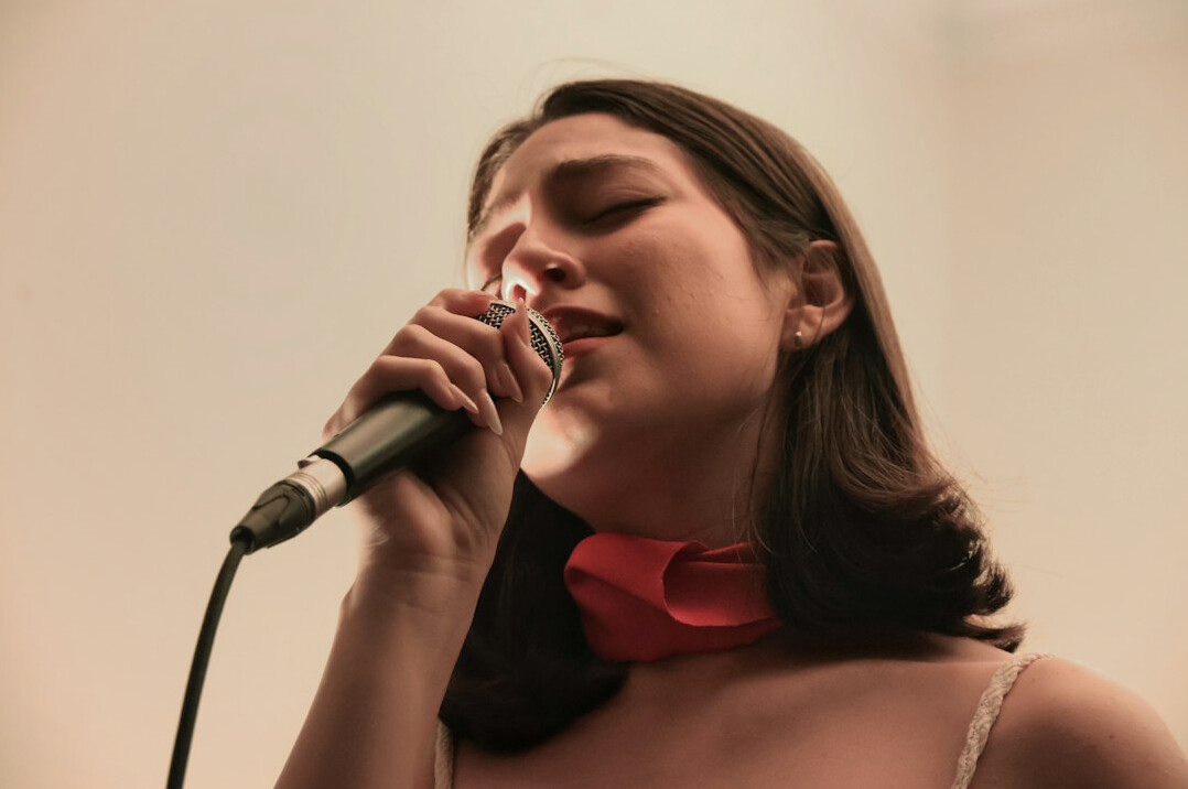 singer writing music