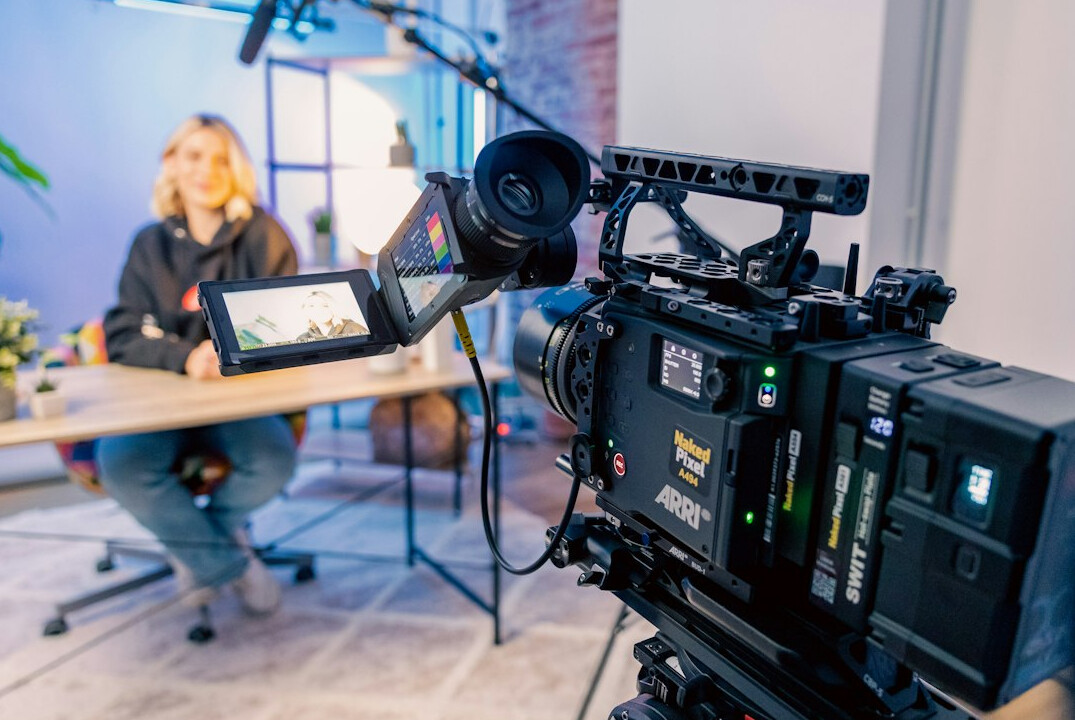 influencer recording video
